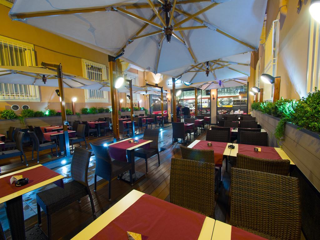Alessandro Palace & Bar Rome Exterior photo